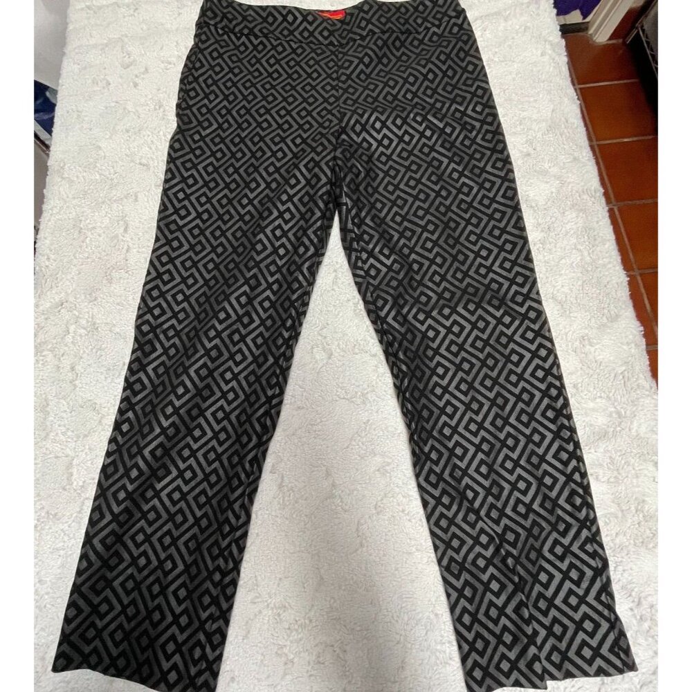 Krazy Larry Women's Size 10 Mid-Rise Geometric Print Straight Leg Pull-On Pants